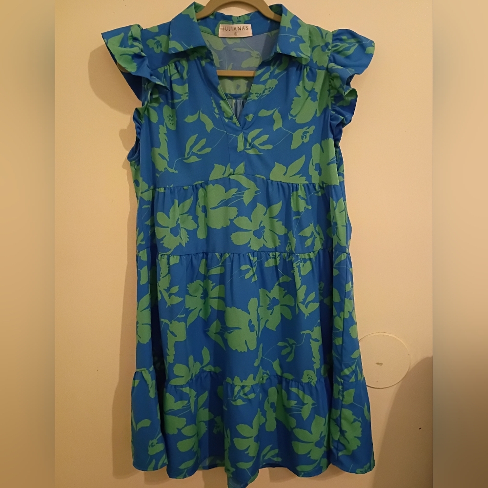Julianas Women's Mini Ruffle Style‎ Floral Blue and Green Dress Sz S
